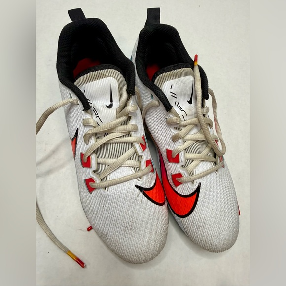 Nike Vapor Edge Elite 360 2 Low Football Cleats - Picture 4 of 8